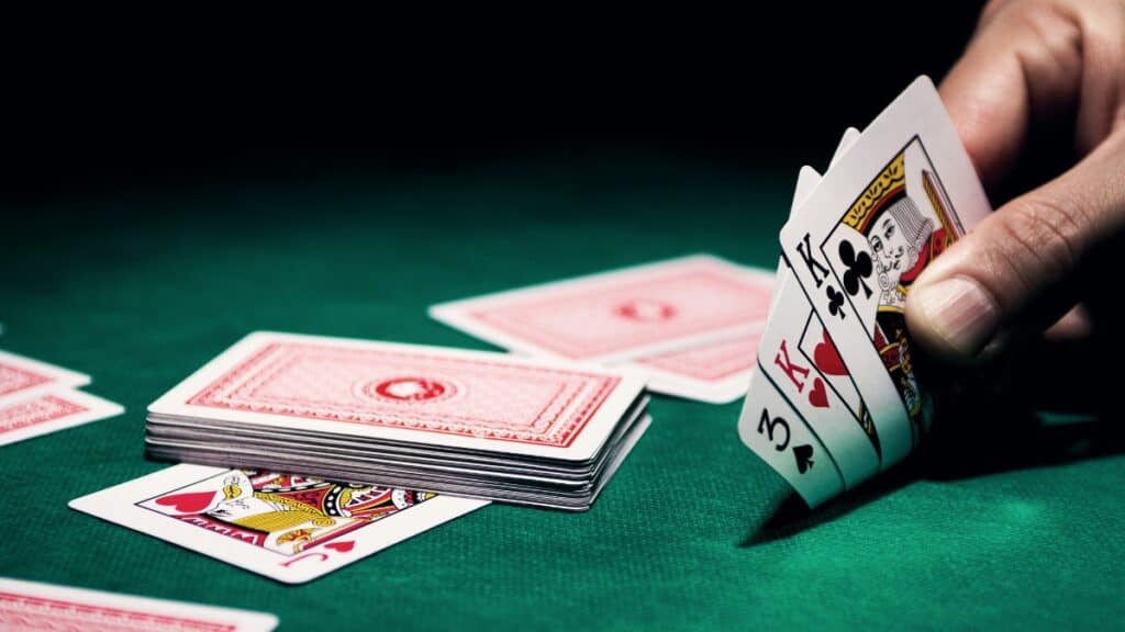 is counting cards illegal